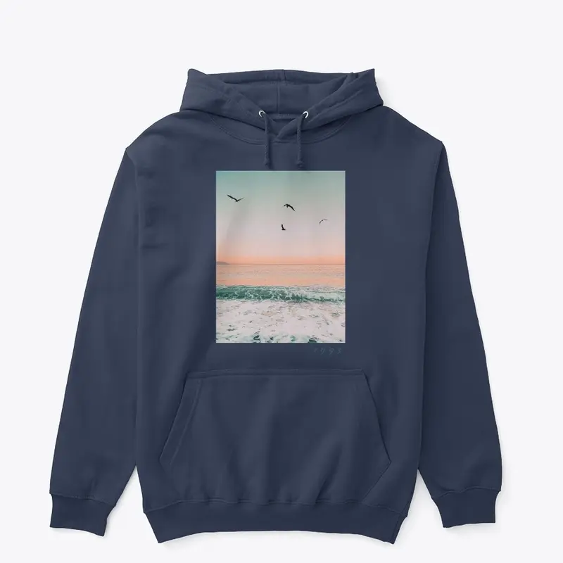 lovely beach bags and comfy hoodies 