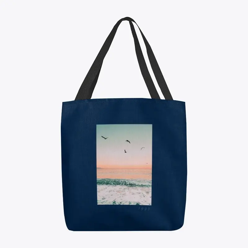 lovely beach bags and comfy hoodies 